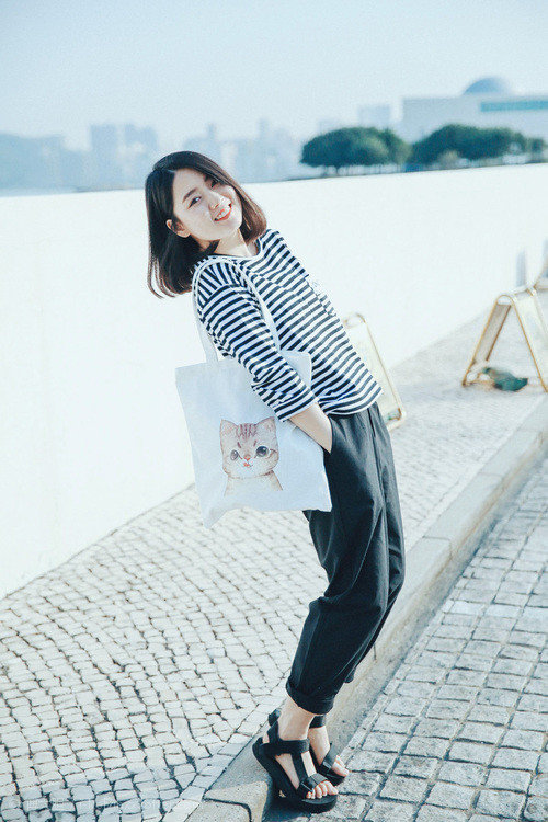 《英雄联盟全球总决赛,传奇对决掀起战火》,英雄联盟全球总决赛2021视频