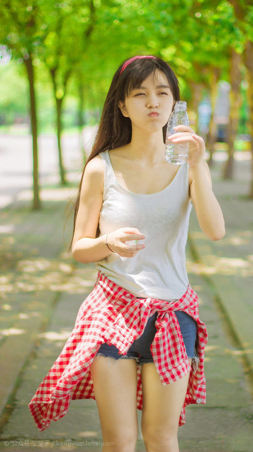 《英雄联盟夏季赛,冠军争夺战高潮迭起》,英雄联盟夏季赛omg