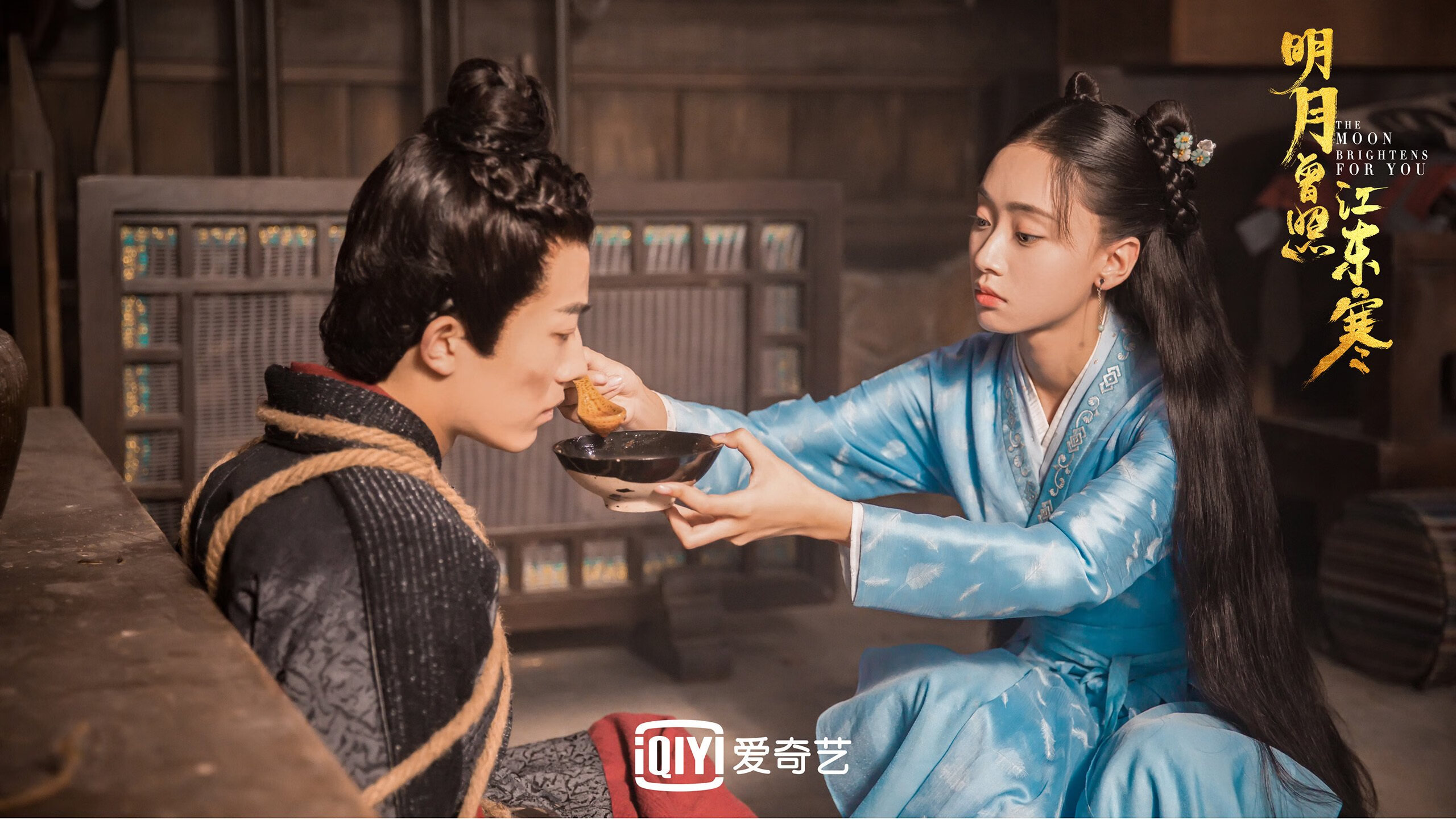 伊朗队门将费尔南德斯在巴黎奥运会上展现出高水平的扑救能力，伊朗菲尔兹奖得主