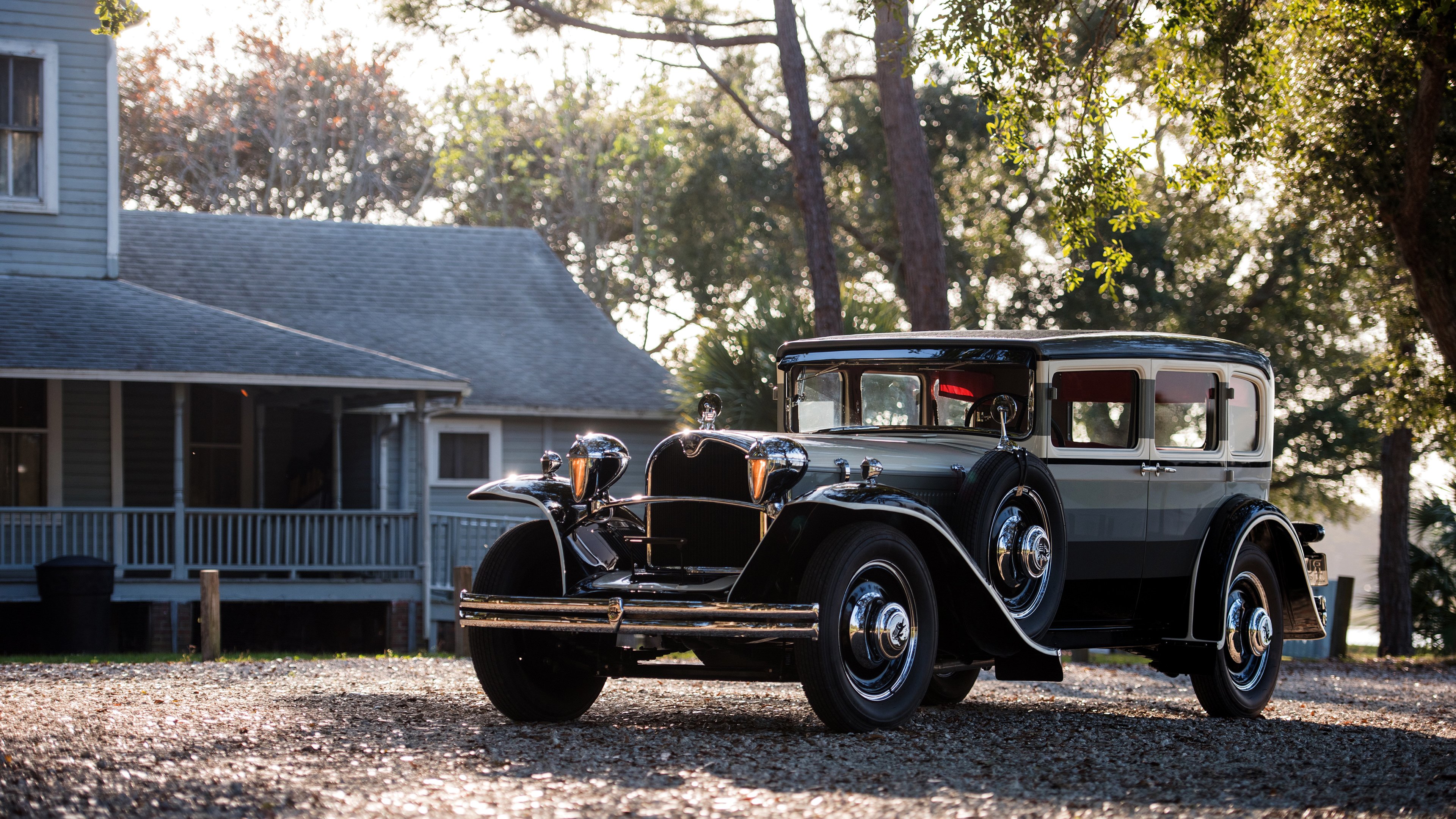 “腰旗美式橄榄球赛:东部新区赛场打造极限竞技新体验”