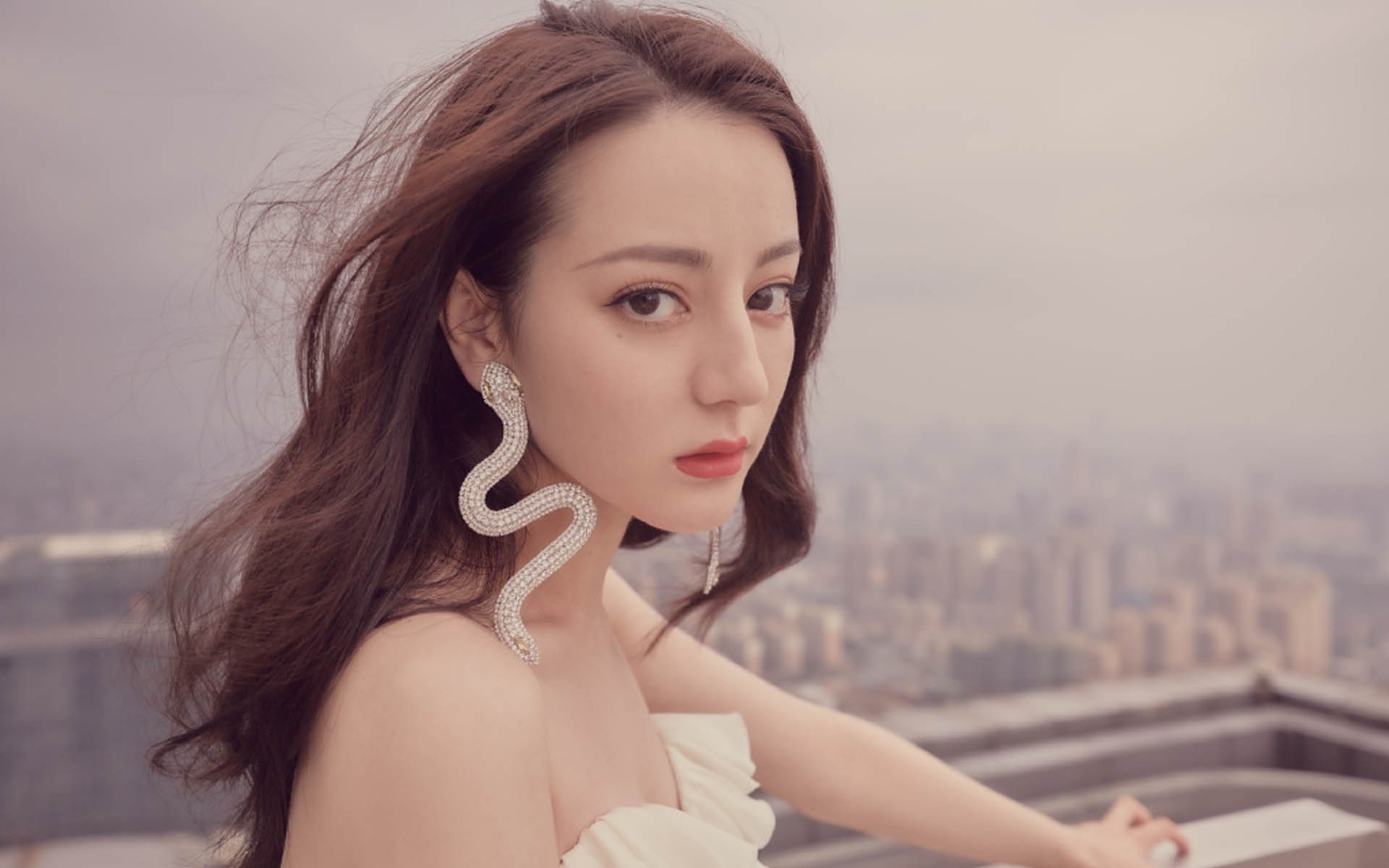 东亚杯国足战平 球员心态调整受关注，东亚杯国足大名单