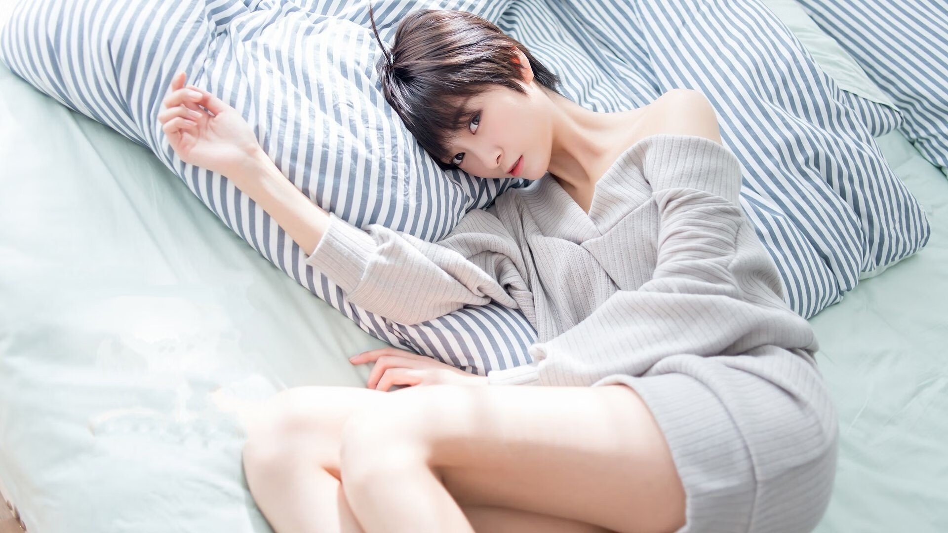 国际热身赛国家队爆冷 战术布局引发热议，国际热身赛直播